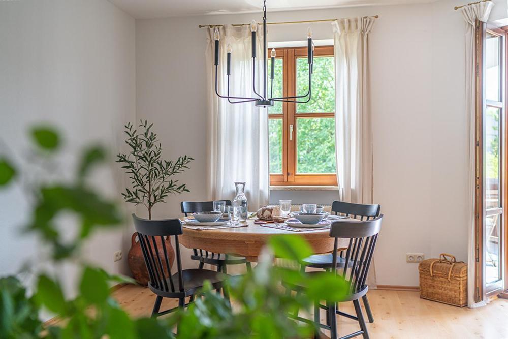 Stilvolle Seewohnung In Utting ウッティング・アム・アンマーゼー エクステリア 写真